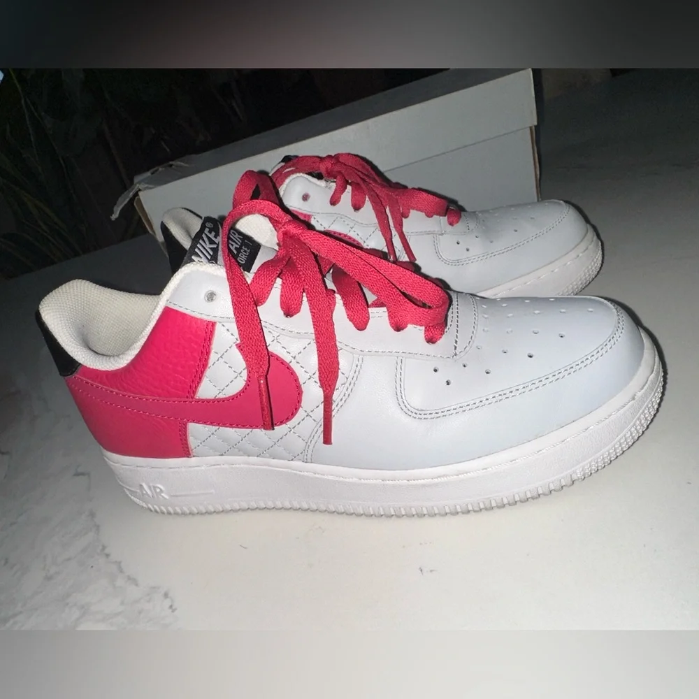 Nike Air Force 1 Low size 8.5 - Picture 1 of 7